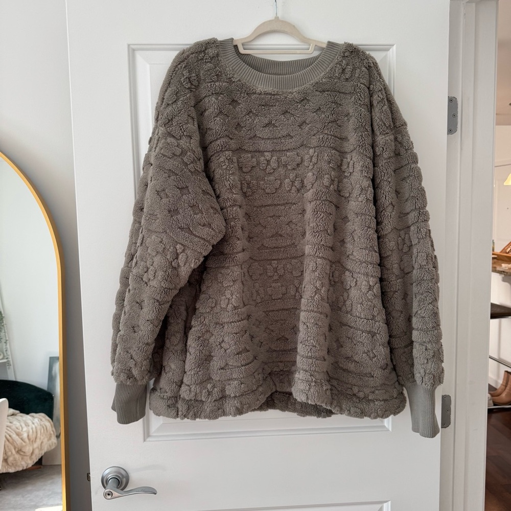 NWOT Free People Teddy Bear Sweater